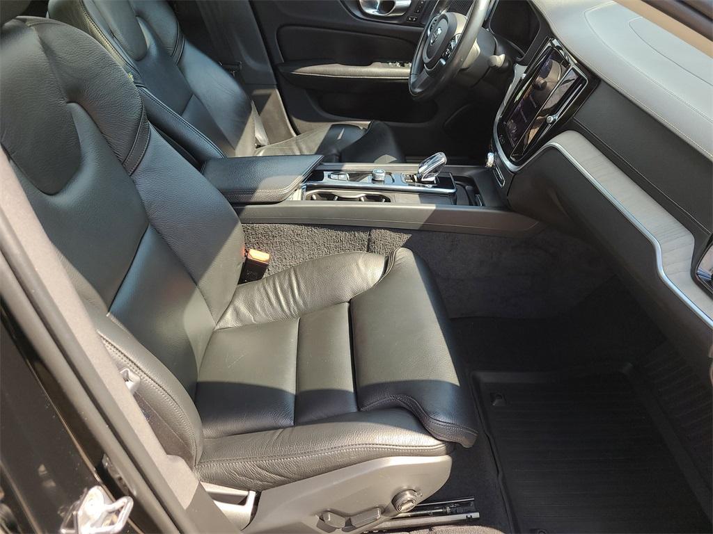 used 2022 Volvo S60 car, priced at $24,311