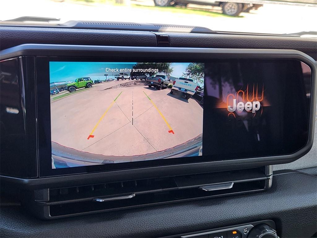 new 2025 Jeep Wrangler car, priced at $51,670