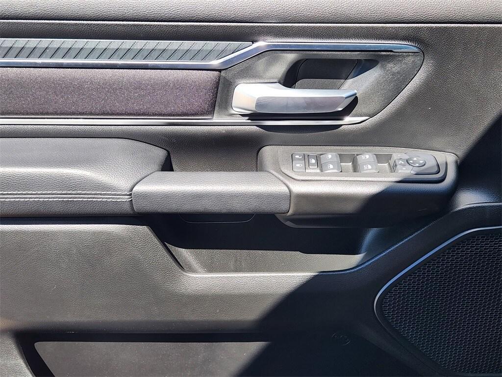 new 2025 Ram 1500 car, priced at $46,742
