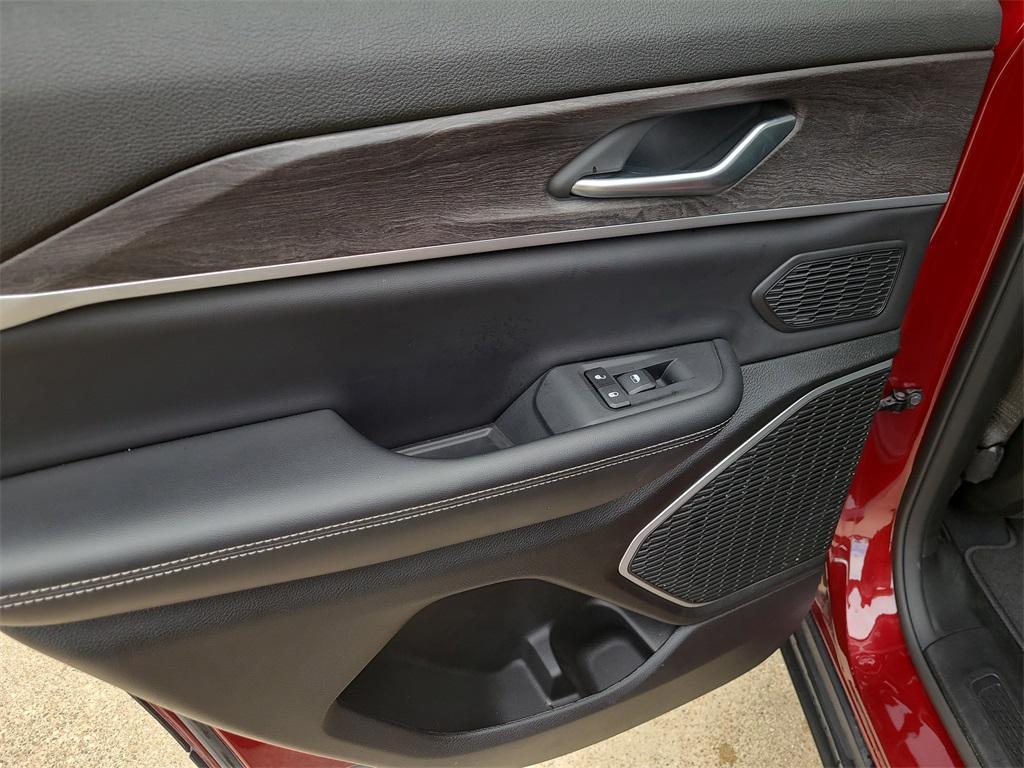 used 2022 Jeep Grand Cherokee 4xe car, priced at $26,425