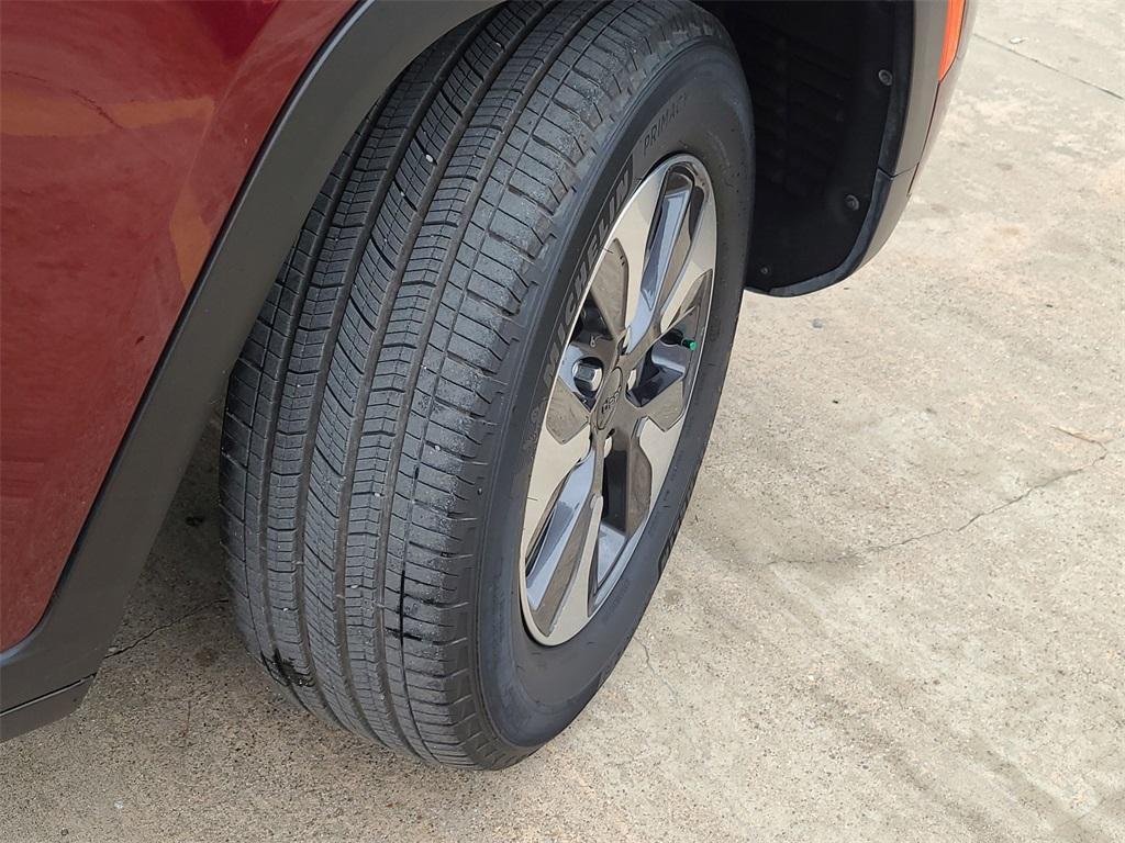 used 2022 Jeep Grand Cherokee 4xe car, priced at $26,425