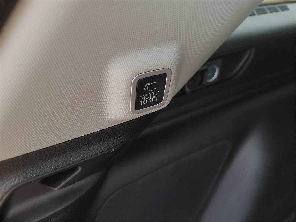 used 2022 Jeep Grand Cherokee 4xe car, priced at $26,425