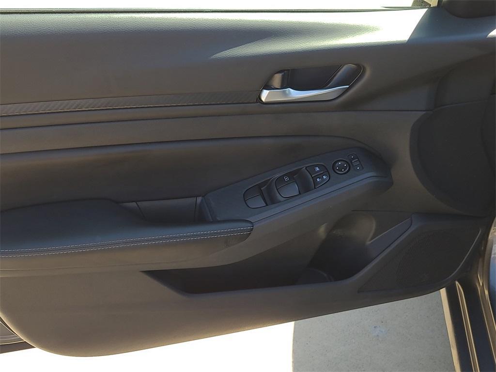 used 2025 Nissan Altima car, priced at $21,156