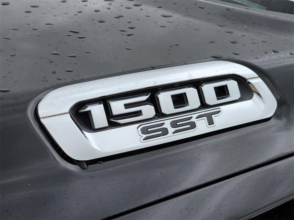 new 2025 Ram 1500 car, priced at $56,995