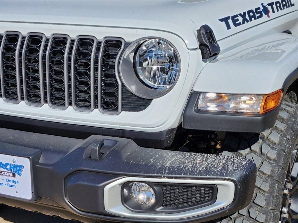 new 2025 Jeep Gladiator car, priced at $42,995