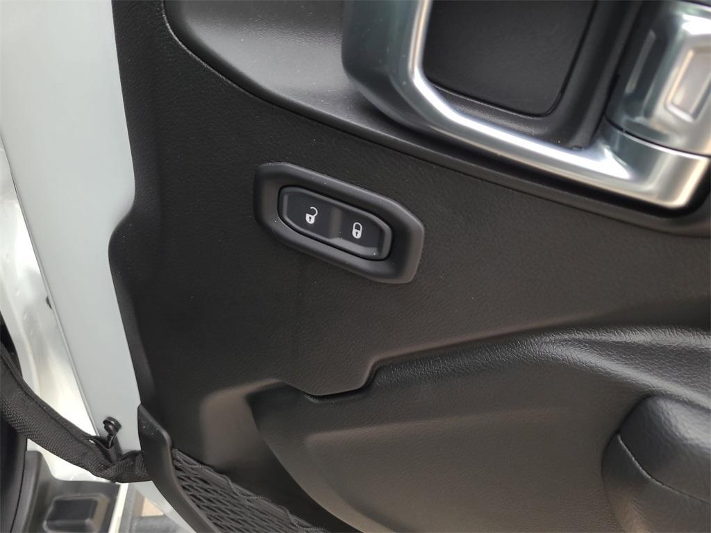 used 2025 Jeep Wrangler car, priced at $32,823