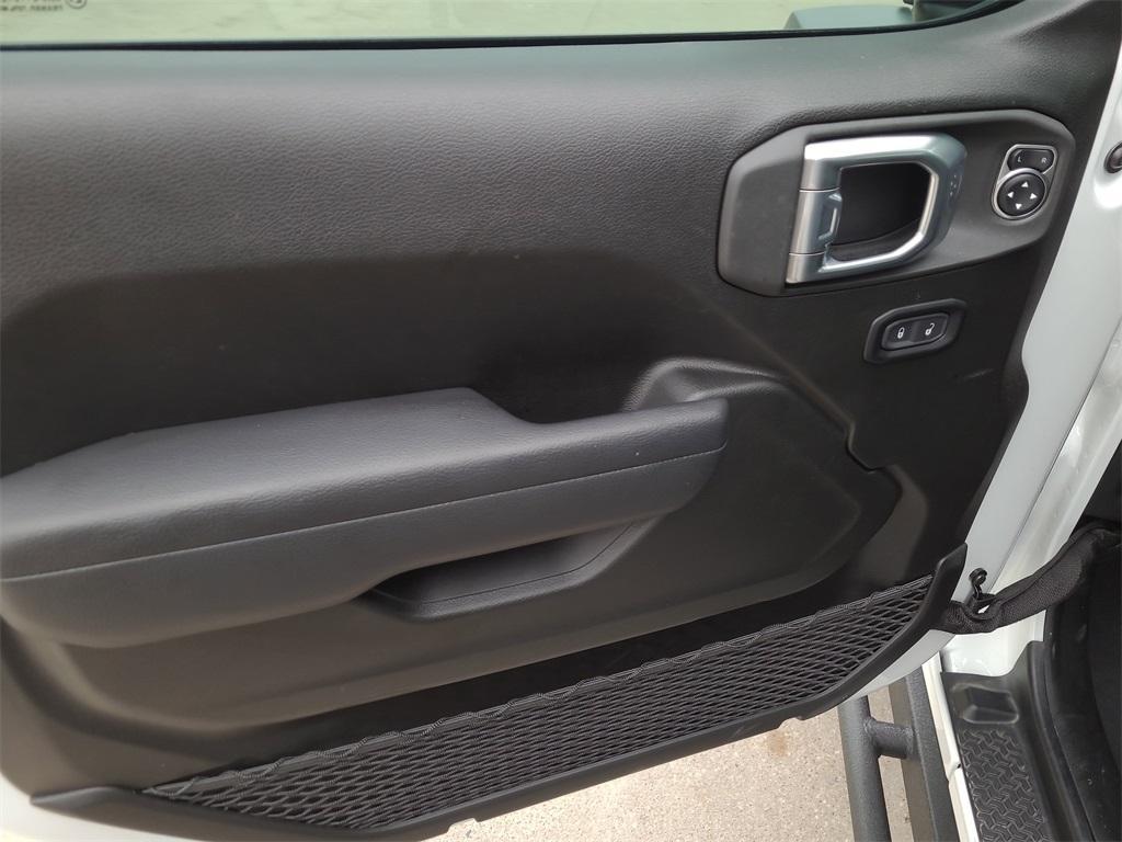 used 2025 Jeep Wrangler car, priced at $32,823