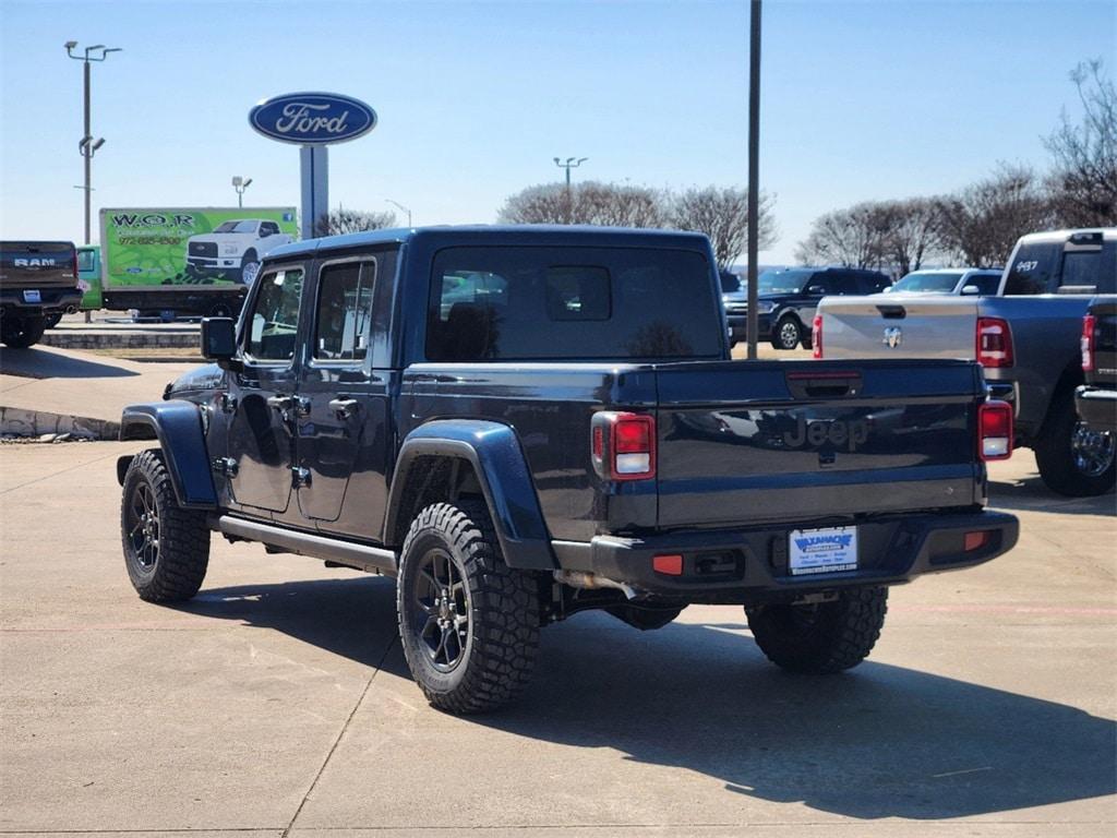 new 2025 Jeep Gladiator car