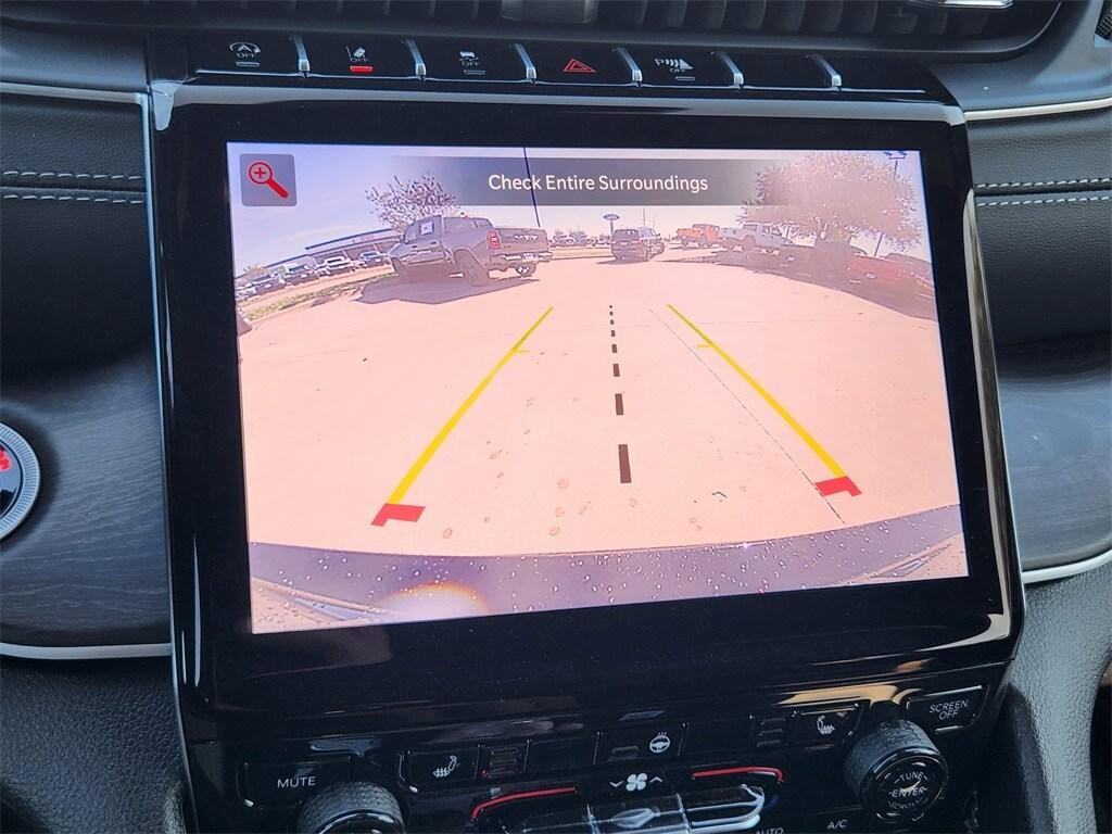 new 2025 Jeep Grand Cherokee L car, priced at $42,995