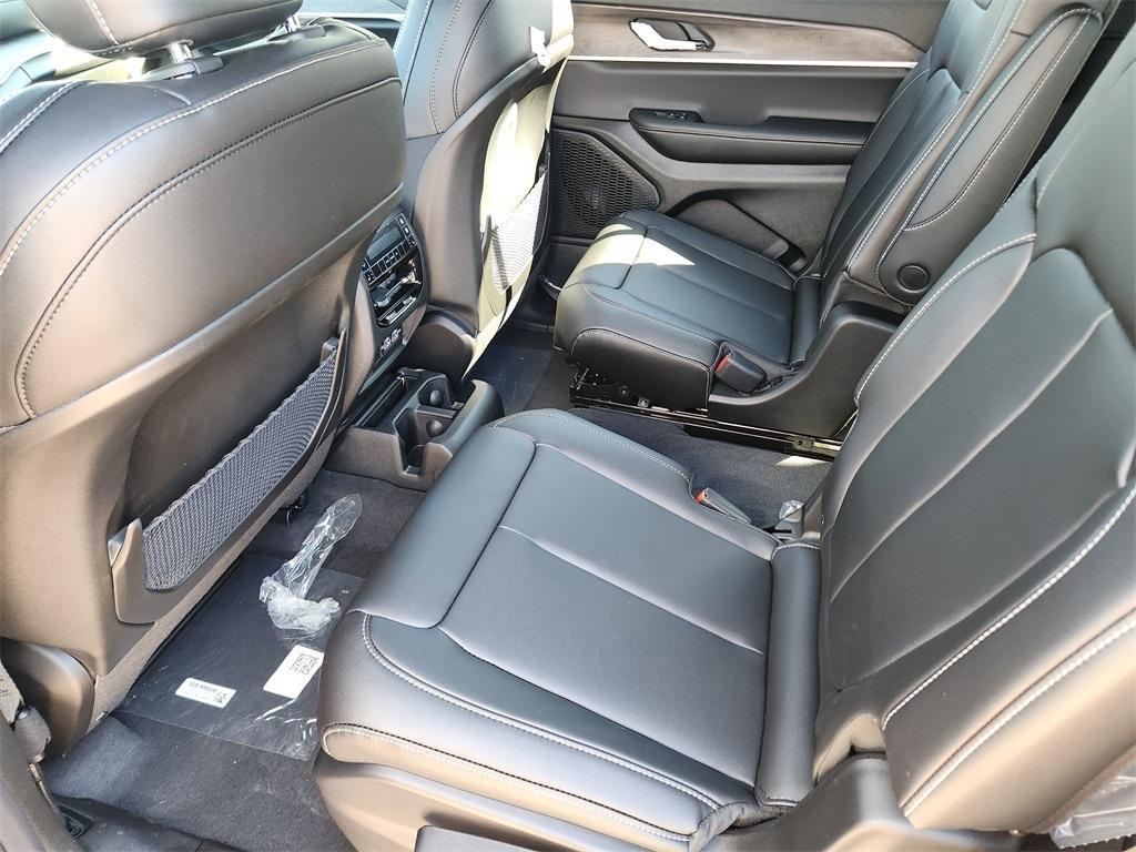 new 2025 Jeep Grand Cherokee L car, priced at $42,995