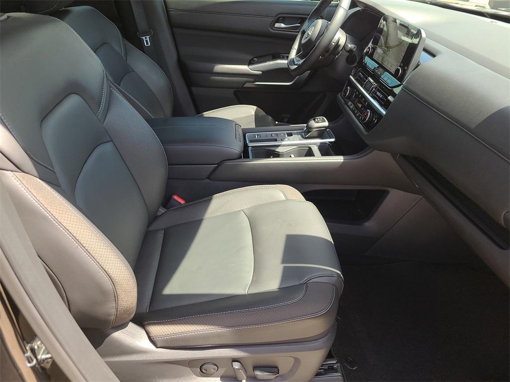 used 2024 Nissan Pathfinder car, priced at $35,425