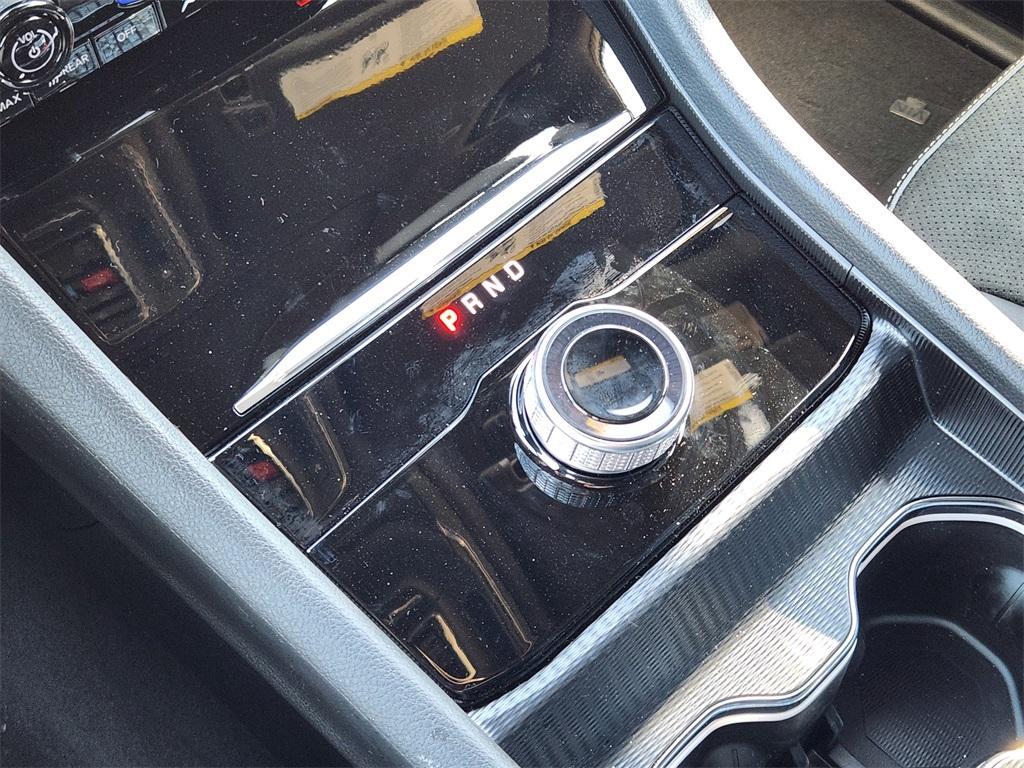 new 2025 Jeep Grand Cherokee L car, priced at $37,995