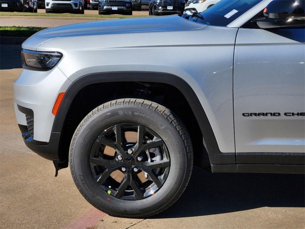 new 2025 Jeep Grand Cherokee L car, priced at $39,995