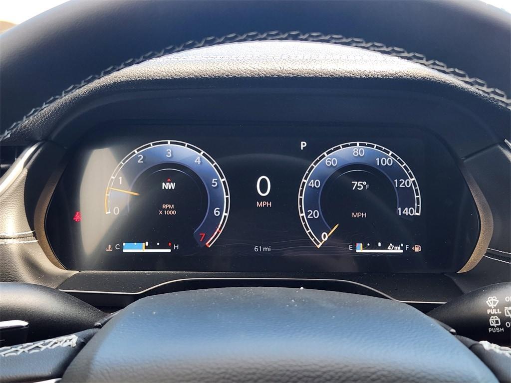 new 2025 Jeep Grand Cherokee car, priced at $49,140