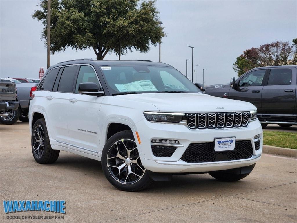 new 2025 Jeep Grand Cherokee car, priced at $57,995