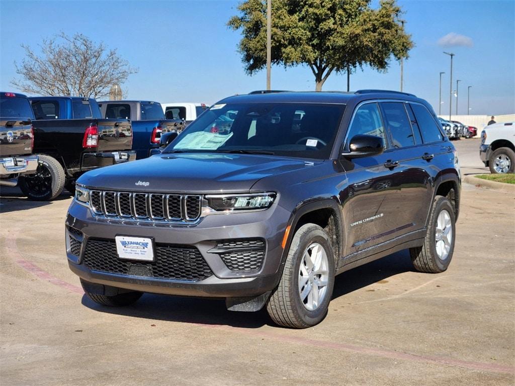 new 2025 Jeep Grand Cherokee car, priced at $33,995