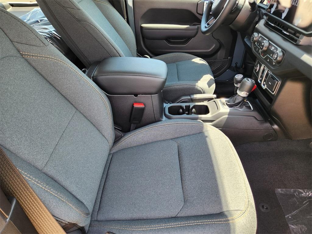 new 2025 Jeep Wrangler car, priced at $33,995