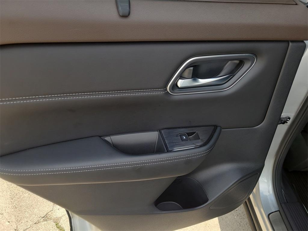 used 2022 Nissan Rogue car, priced at $26,479