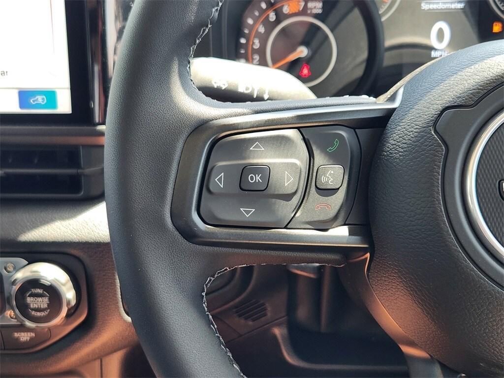 new 2025 Jeep Wrangler car, priced at $46,995