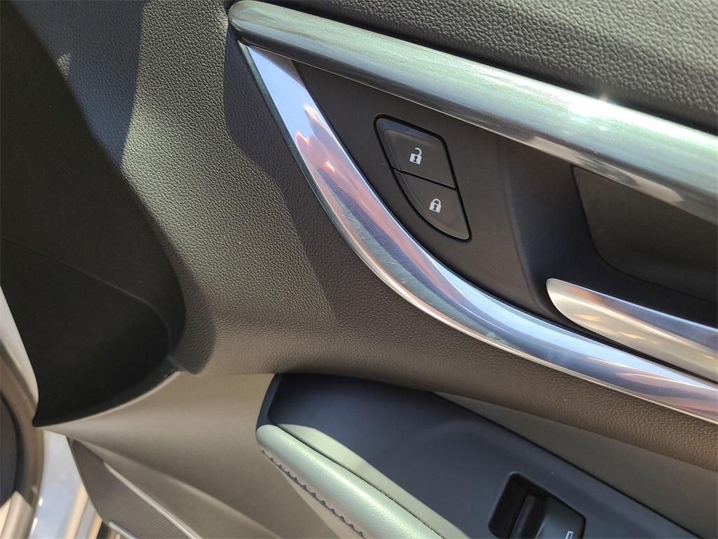 used 2022 Buick Enclave car, priced at $26,810