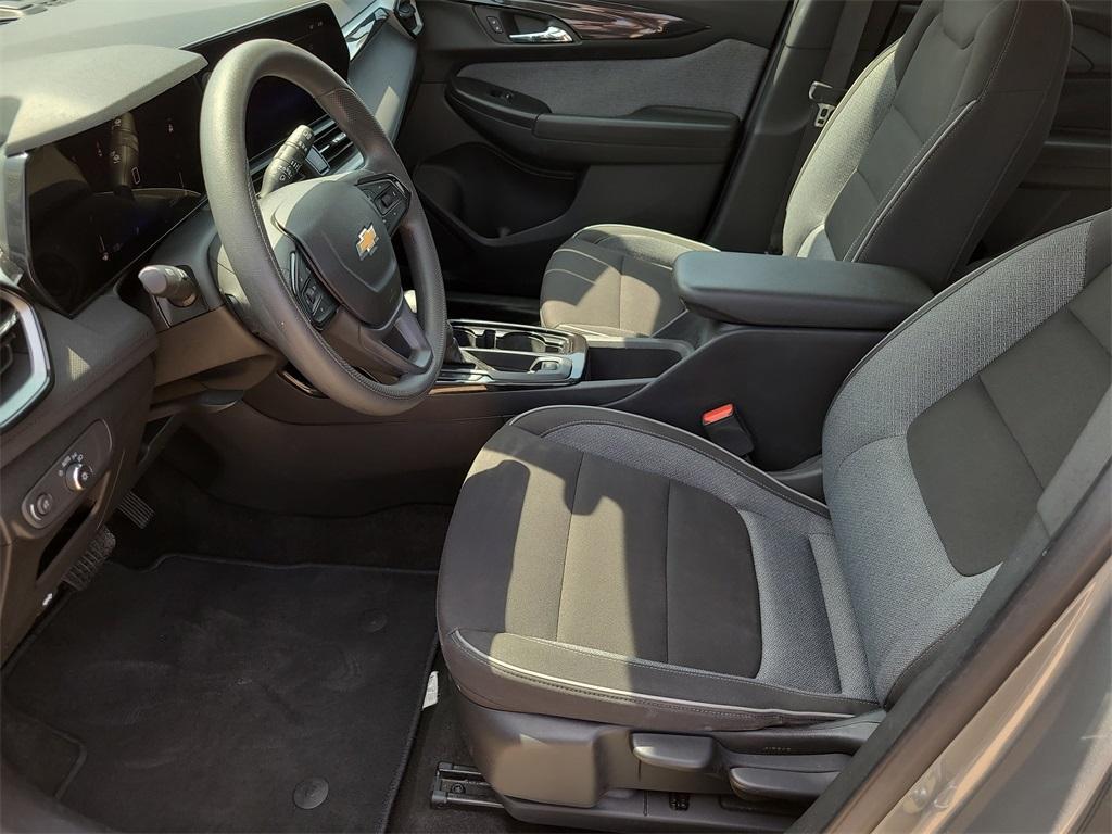 used 2024 Chevrolet TrailBlazer car, priced at $18,709
