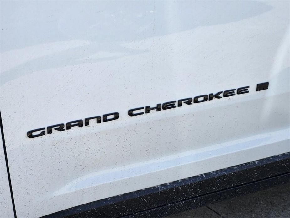 new 2025 Jeep Grand Cherokee L car, priced at $38,995