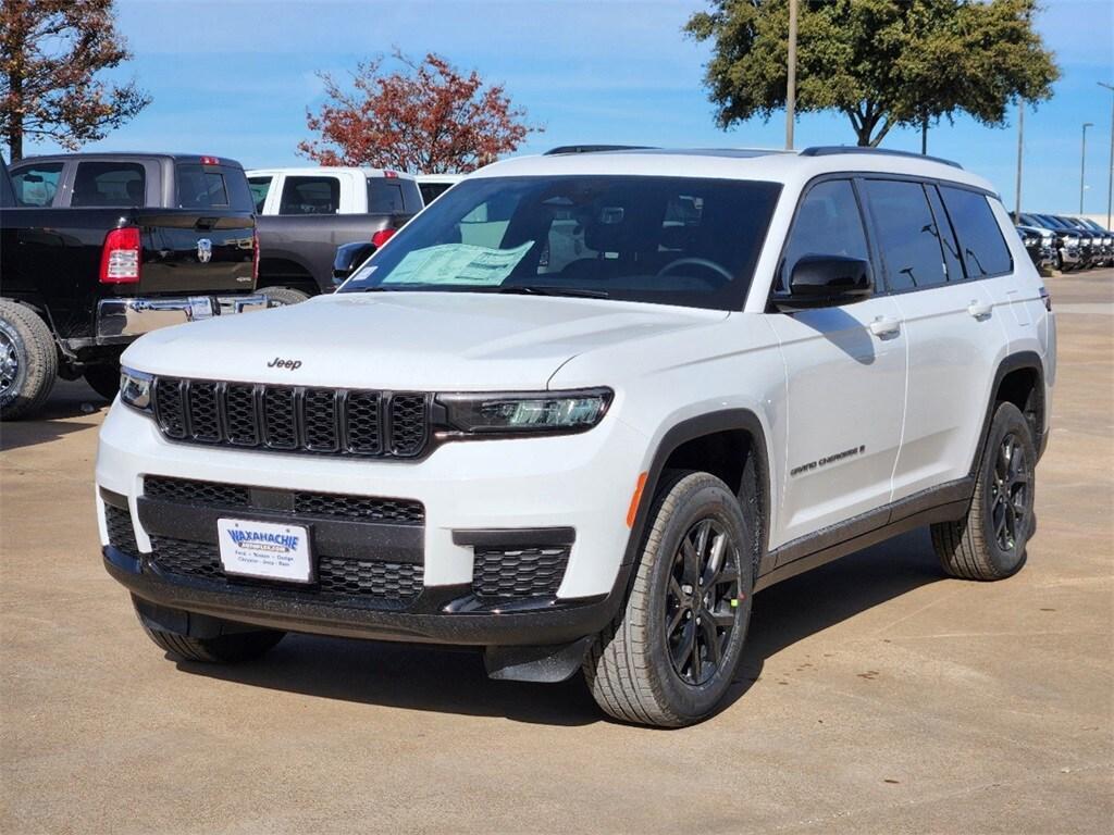 new 2025 Jeep Grand Cherokee L car, priced at $38,995