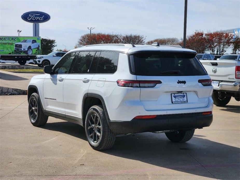 new 2025 Jeep Grand Cherokee L car, priced at $38,995