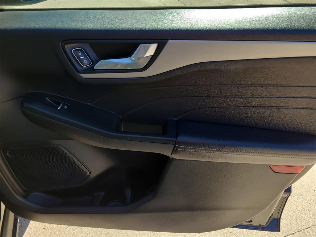 used 2022 Ford Escape car, priced at $15,506