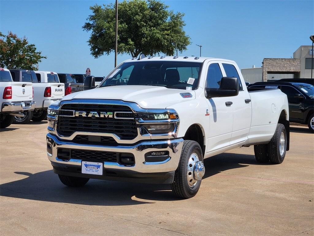 new 2025 Ram 3500 car, priced at $70,690