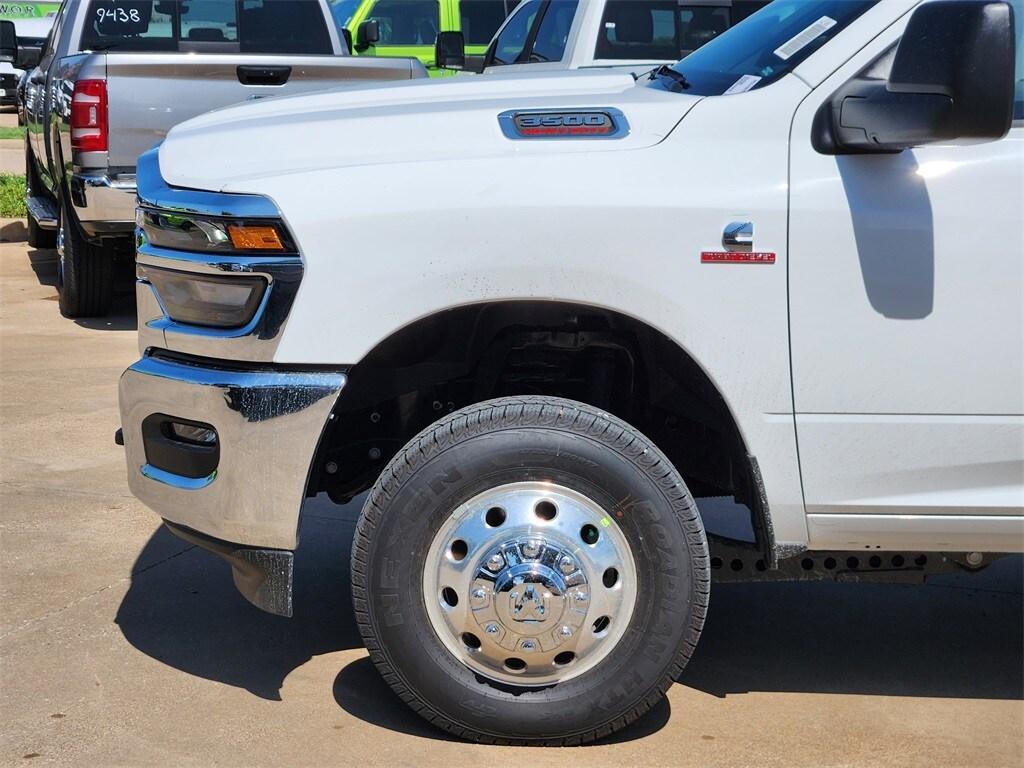 new 2025 Ram 3500 car, priced at $70,690