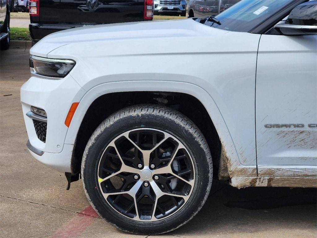 new 2025 Jeep Grand Cherokee car