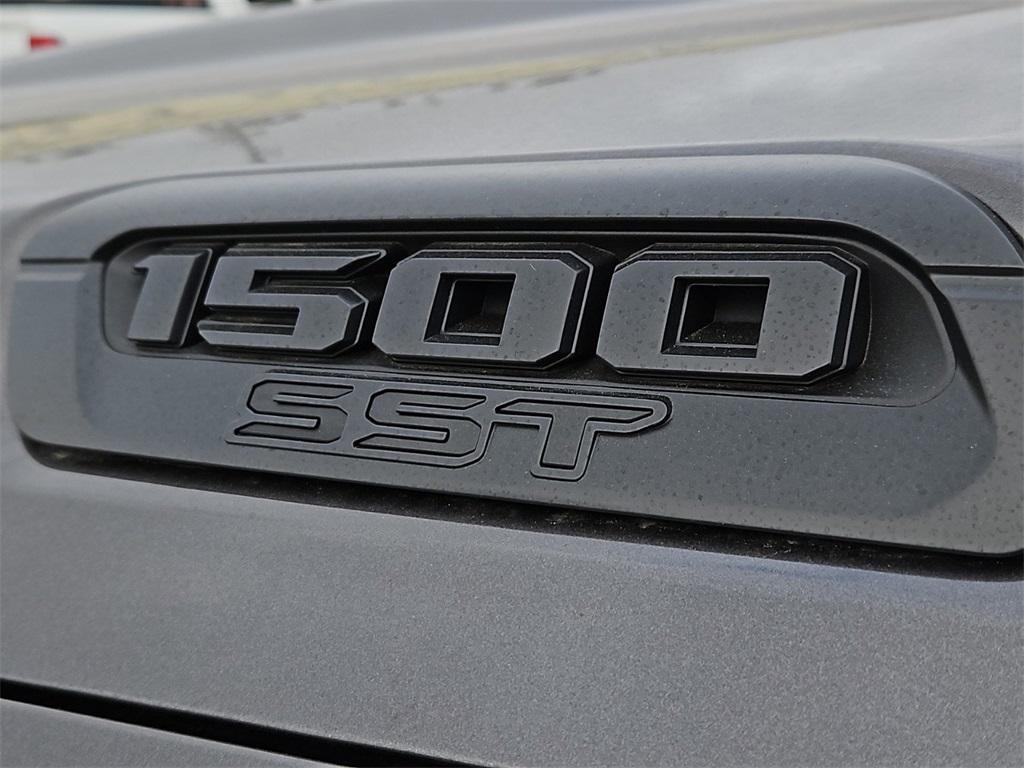 new 2025 Ram 1500 car, priced at $48,185