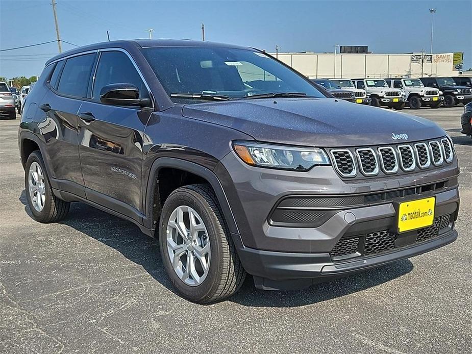 new 2024 Jeep Compass car, priced at $25,686