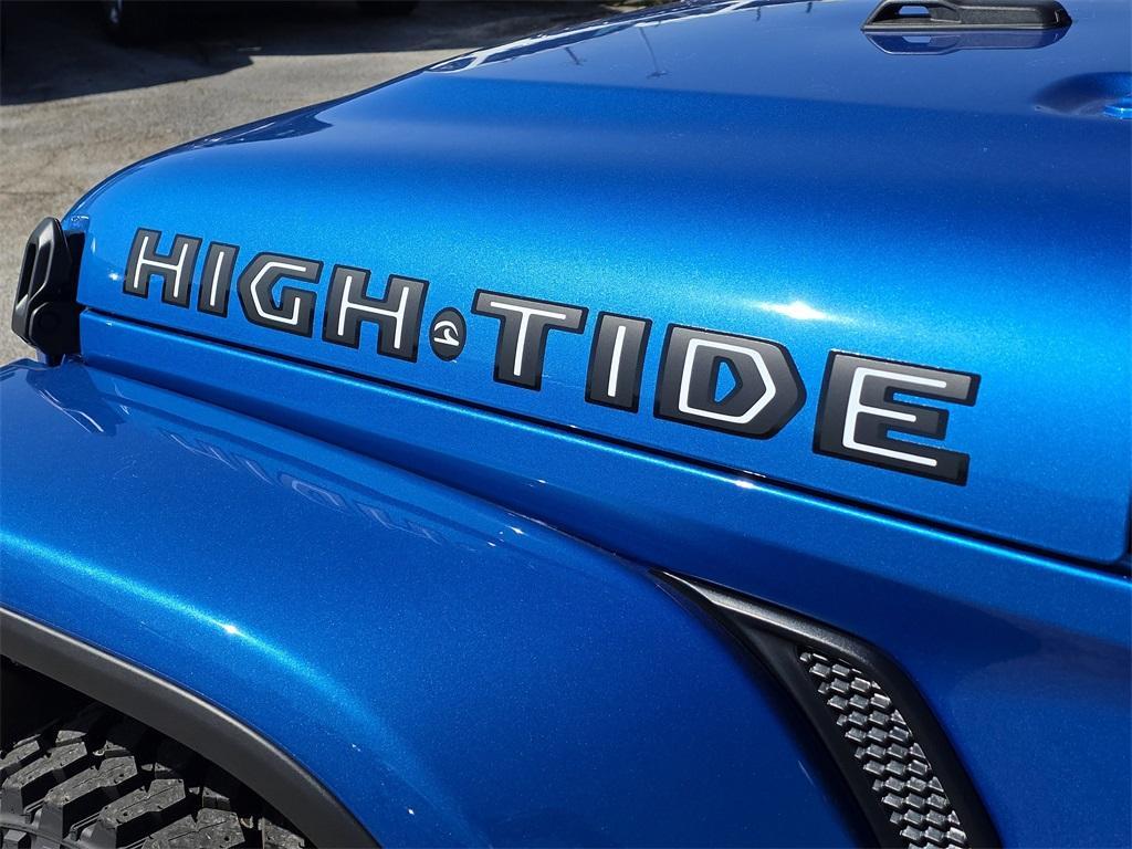 new 2025 Jeep Gladiator car, priced at $41,038