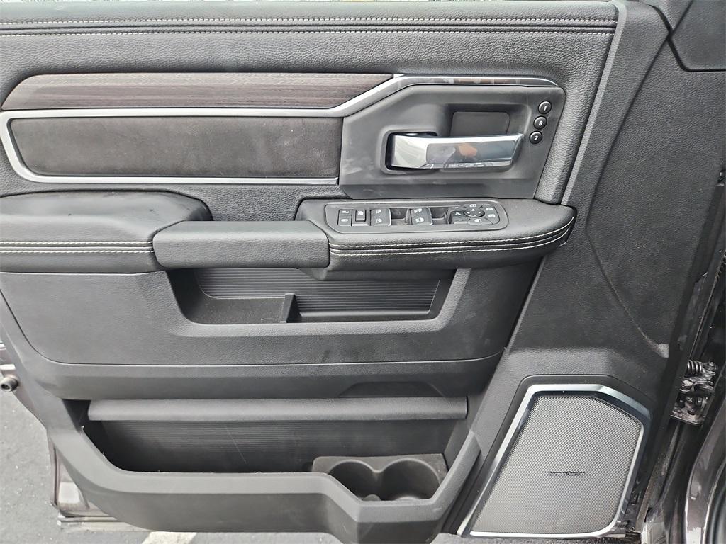 new 2025 Ram 2500 car, priced at $76,579