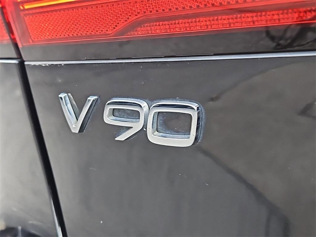 used 2022 Volvo V90 Cross Country car, priced at $36,491