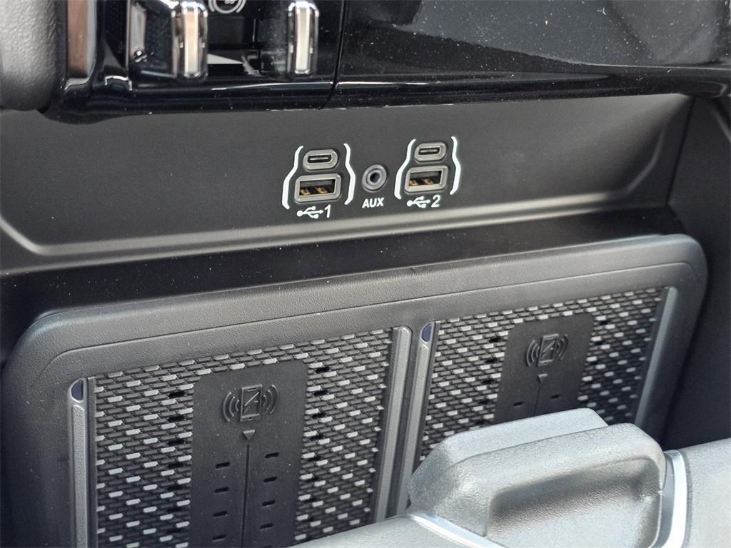 new 2025 Ram 2500 car, priced at $79,253