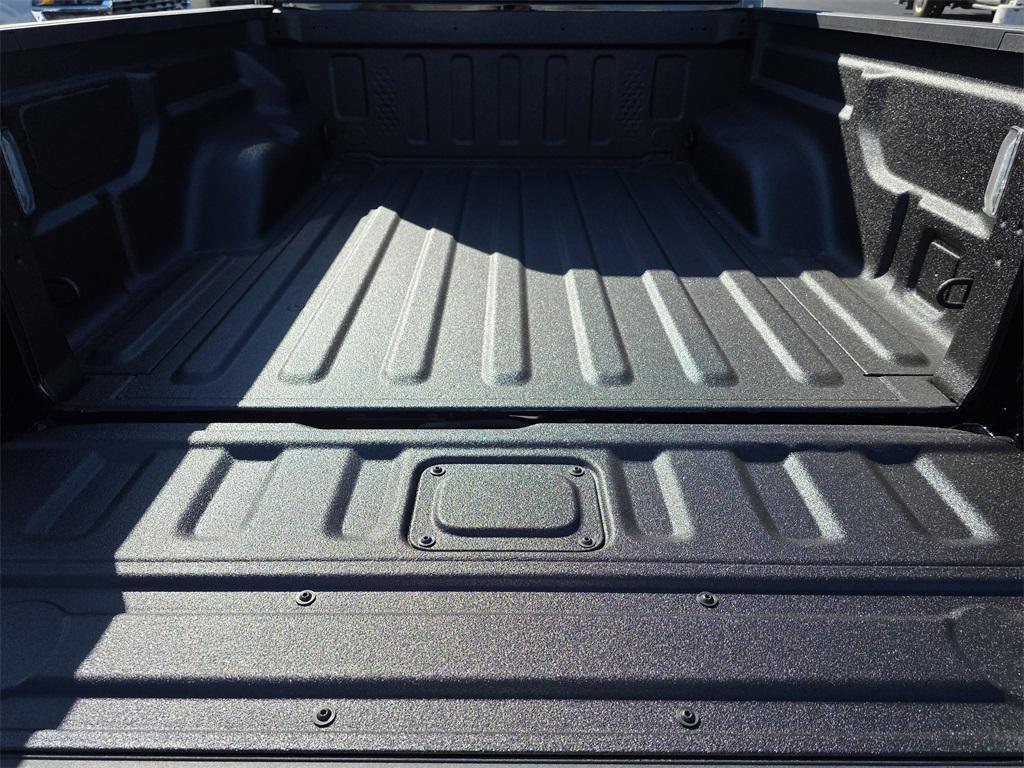 new 2025 Jeep Gladiator car, priced at $42,626