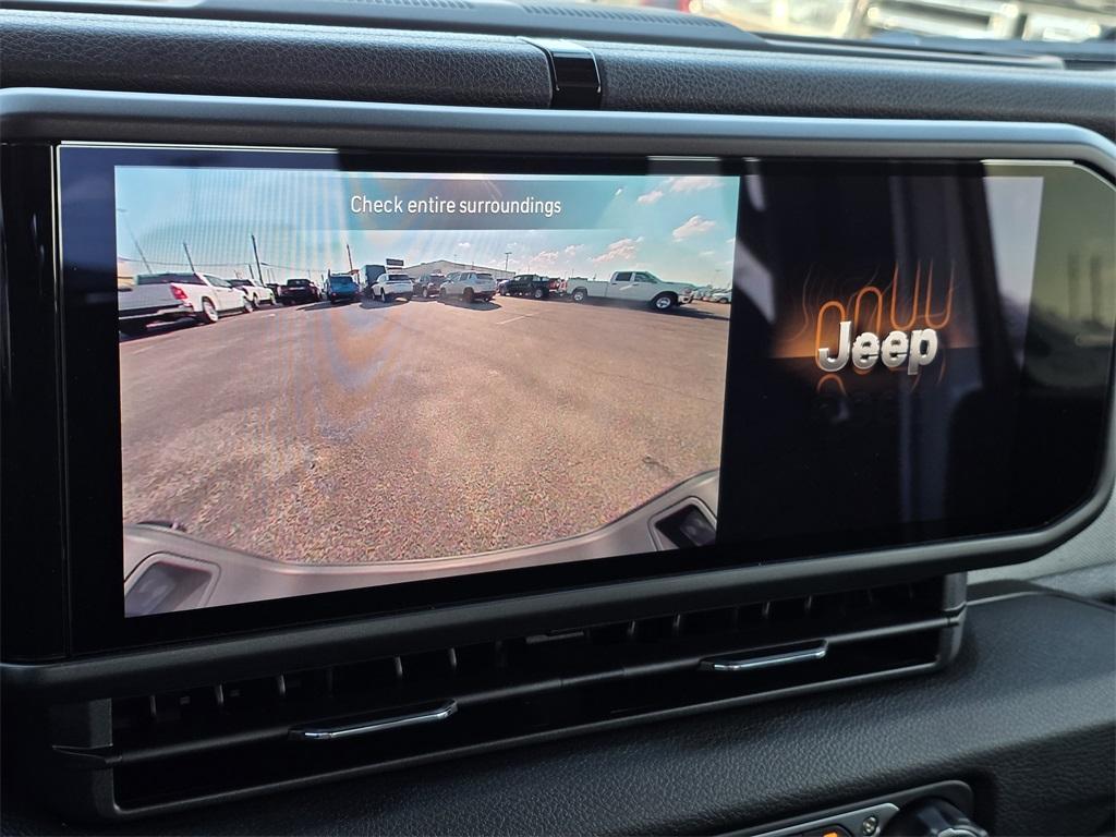 new 2025 Jeep Gladiator car, priced at $39,222