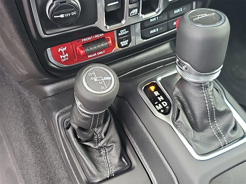 new 2025 Jeep Gladiator car, priced at $49,847