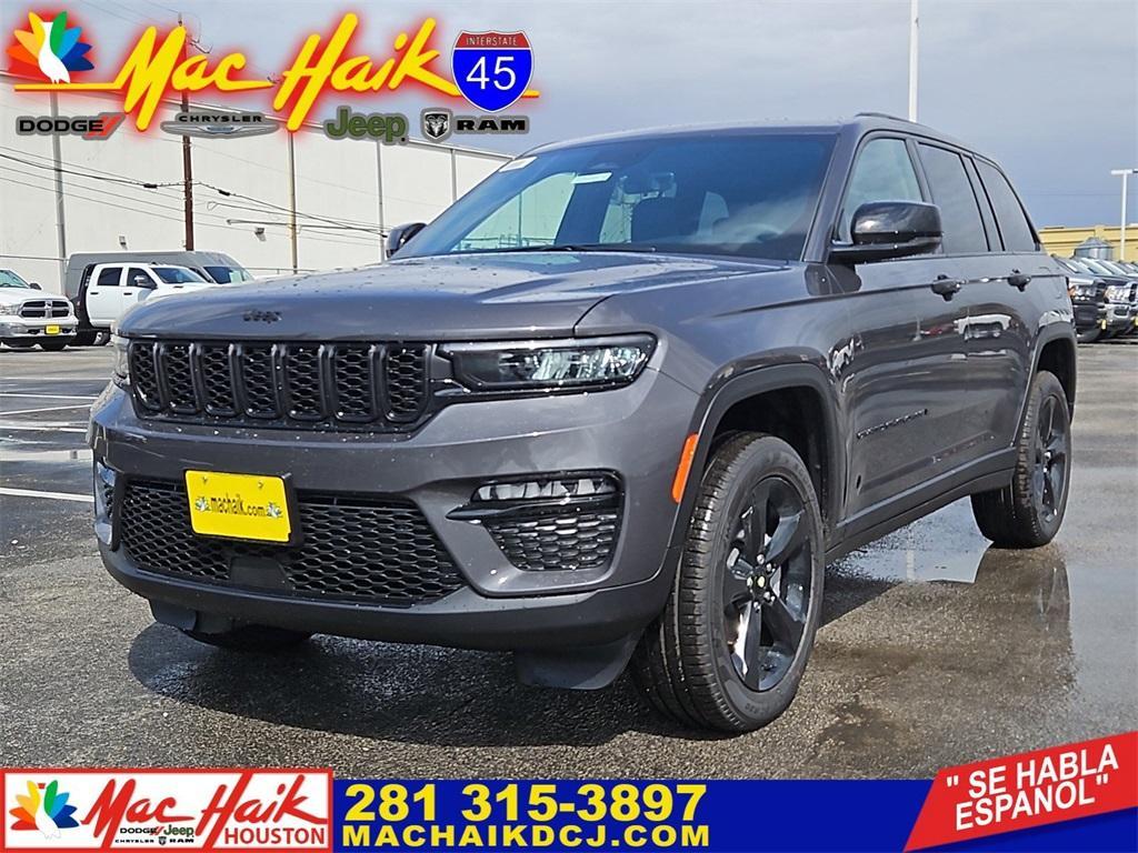 new 2025 Jeep Grand Cherokee car, priced at $43,944