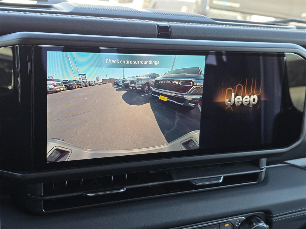 new 2025 Jeep Gladiator car, priced at $42,126