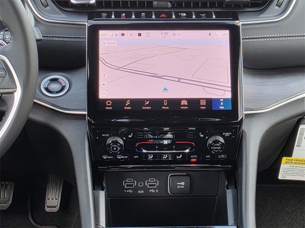 new 2025 Jeep Grand Cherokee car, priced at $41,115