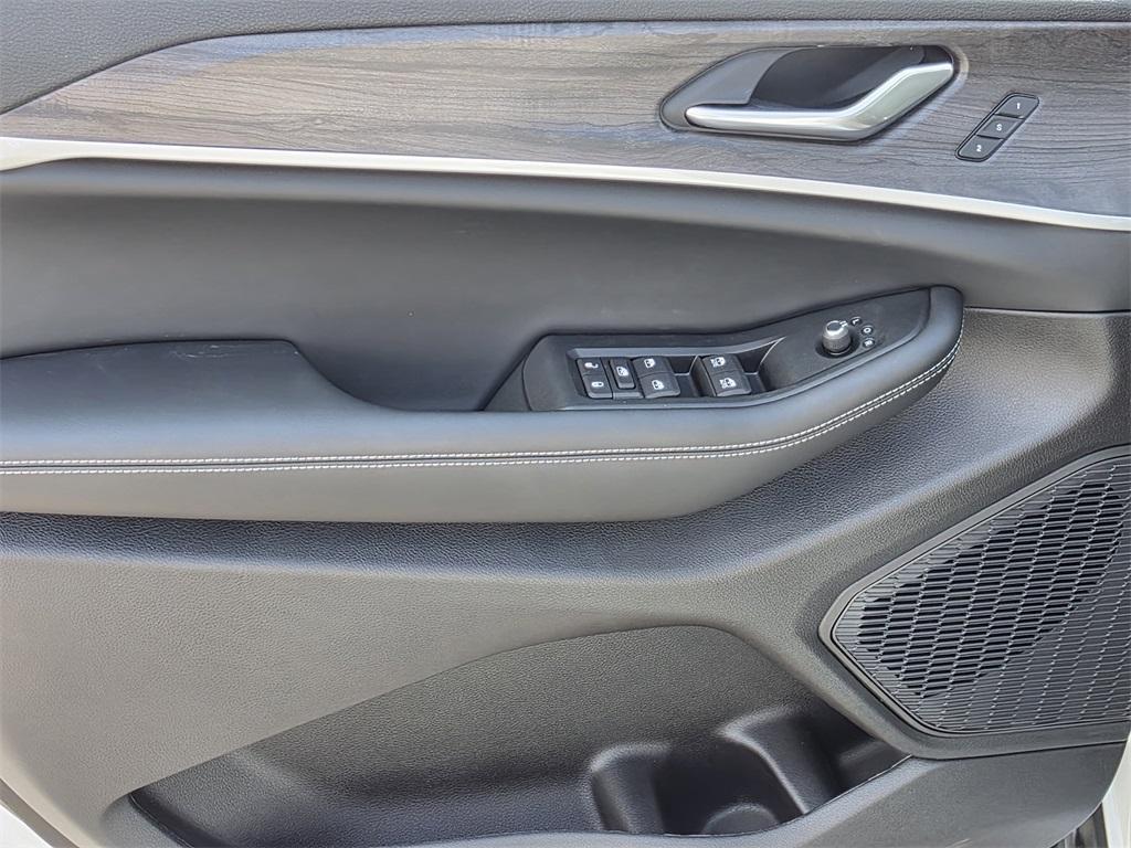 new 2025 Jeep Grand Cherokee car, priced at $41,115