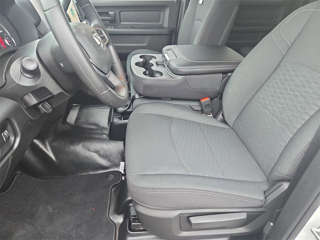 new 2025 Ram 2500 car, priced at $61,052