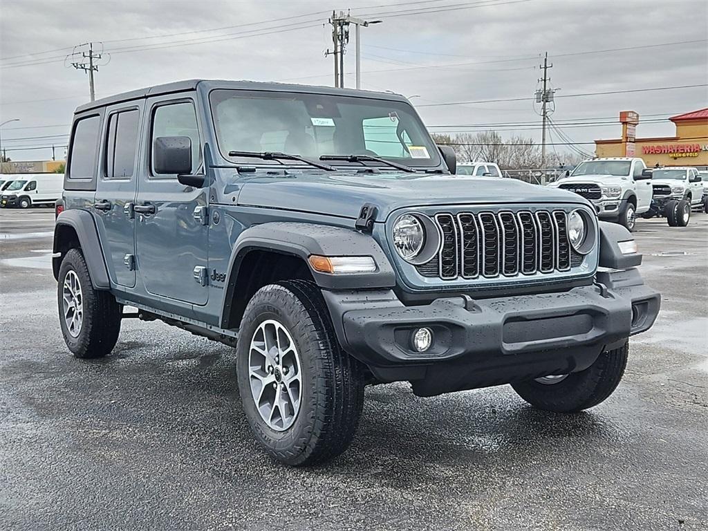 new 2025 Jeep Wrangler car, priced at $47,660