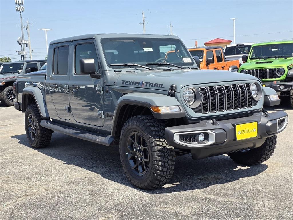new 2025 Jeep Gladiator car, priced at $42,626