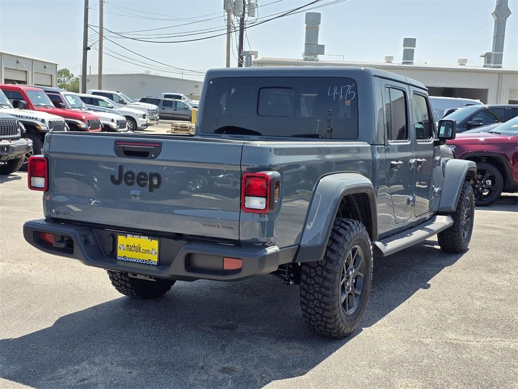 new 2025 Jeep Gladiator car, priced at $42,626