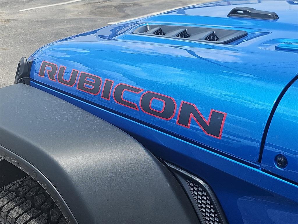 new 2025 Jeep Gladiator car, priced at $44,995